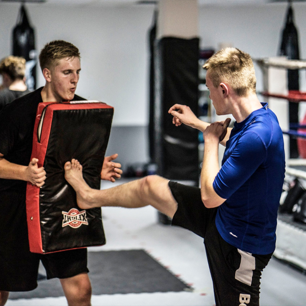 Kickboxen Erwachsene Training